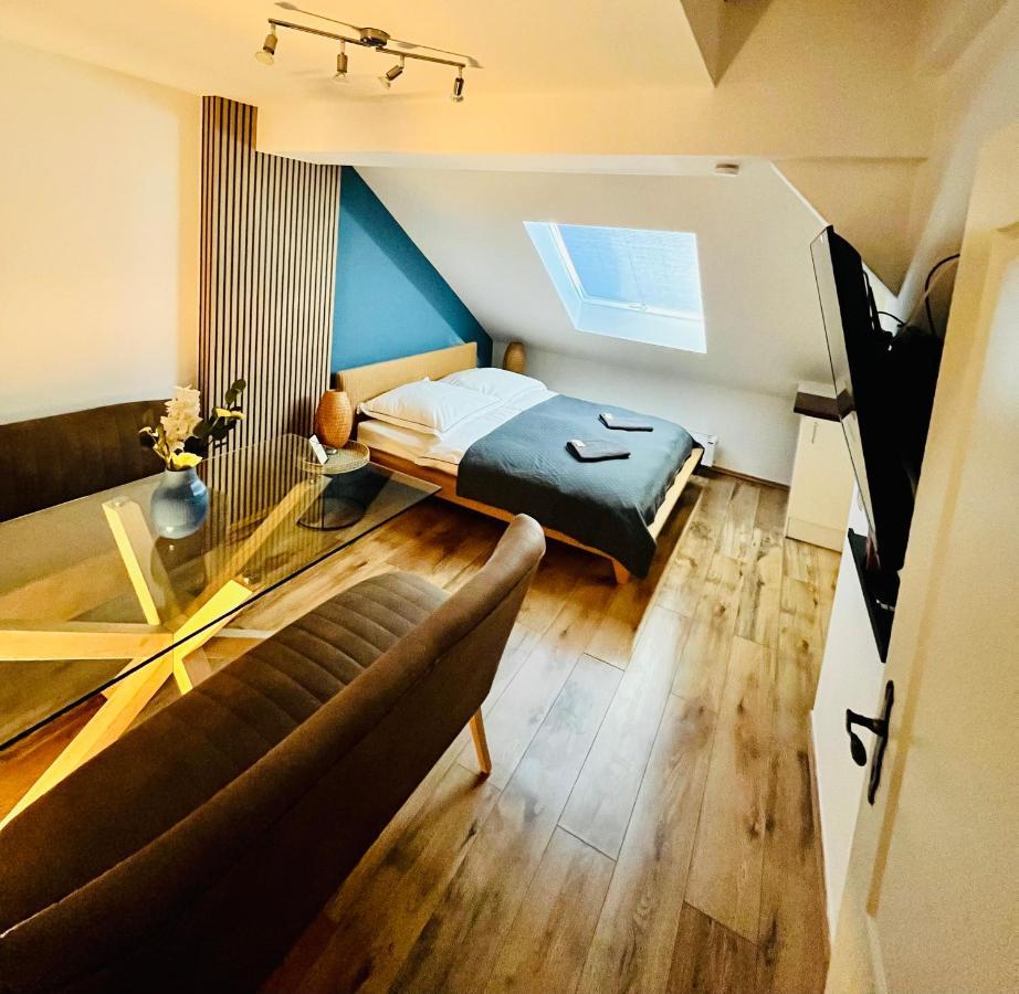 Aycatcherhomes - Top Lage I 4 Personen I 2 Schlafzimmer I Zentral I Altstadt Marburg I Naehe Fluss Lahn I Wlan I Apartment Sirius エクステリア 写真